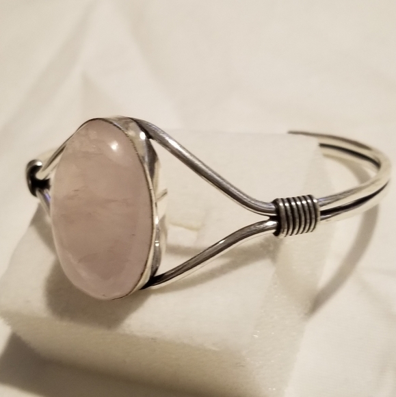 🌺BOGO*Vintage Pink Quartz Silver Cuff - Picture 3 of 8